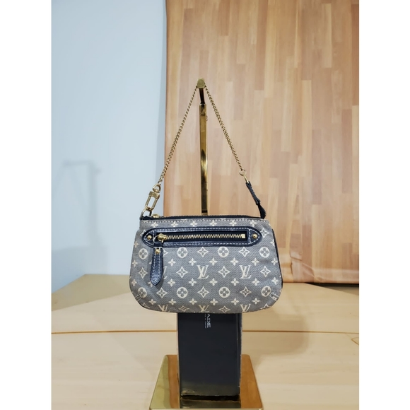 Louis Vuitton Louis Vuitton Mini Pochette Accessoires Ebene Idylle